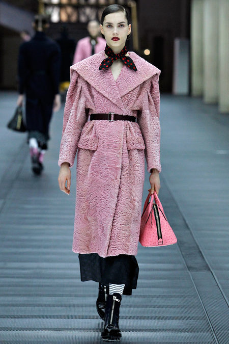 pink-coat-trend-winter-2014-miu-miu